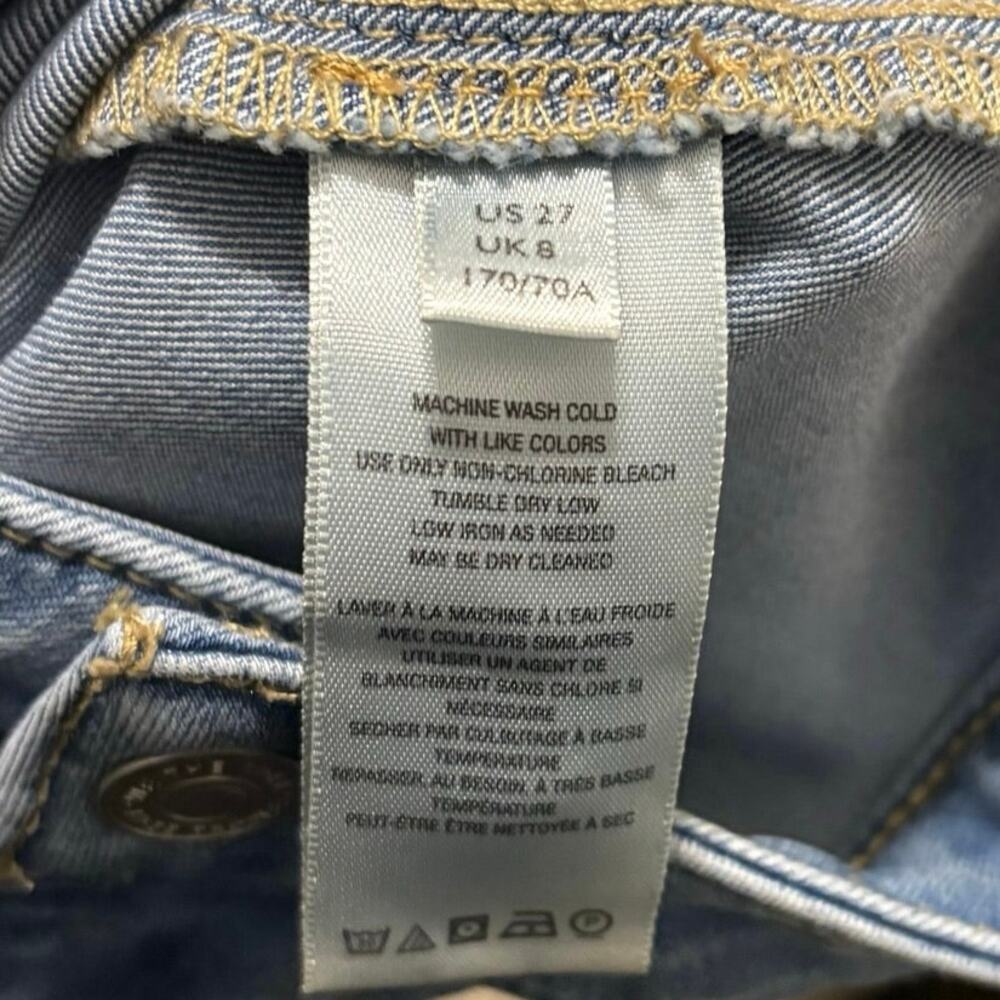 We The Free FP Blue Denim High Rise Float On Flare Jeans Size 27 - Picture 6 of 7
